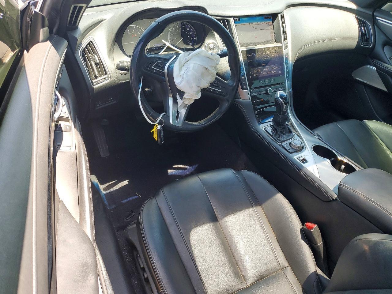 2017 INFINITI Q60