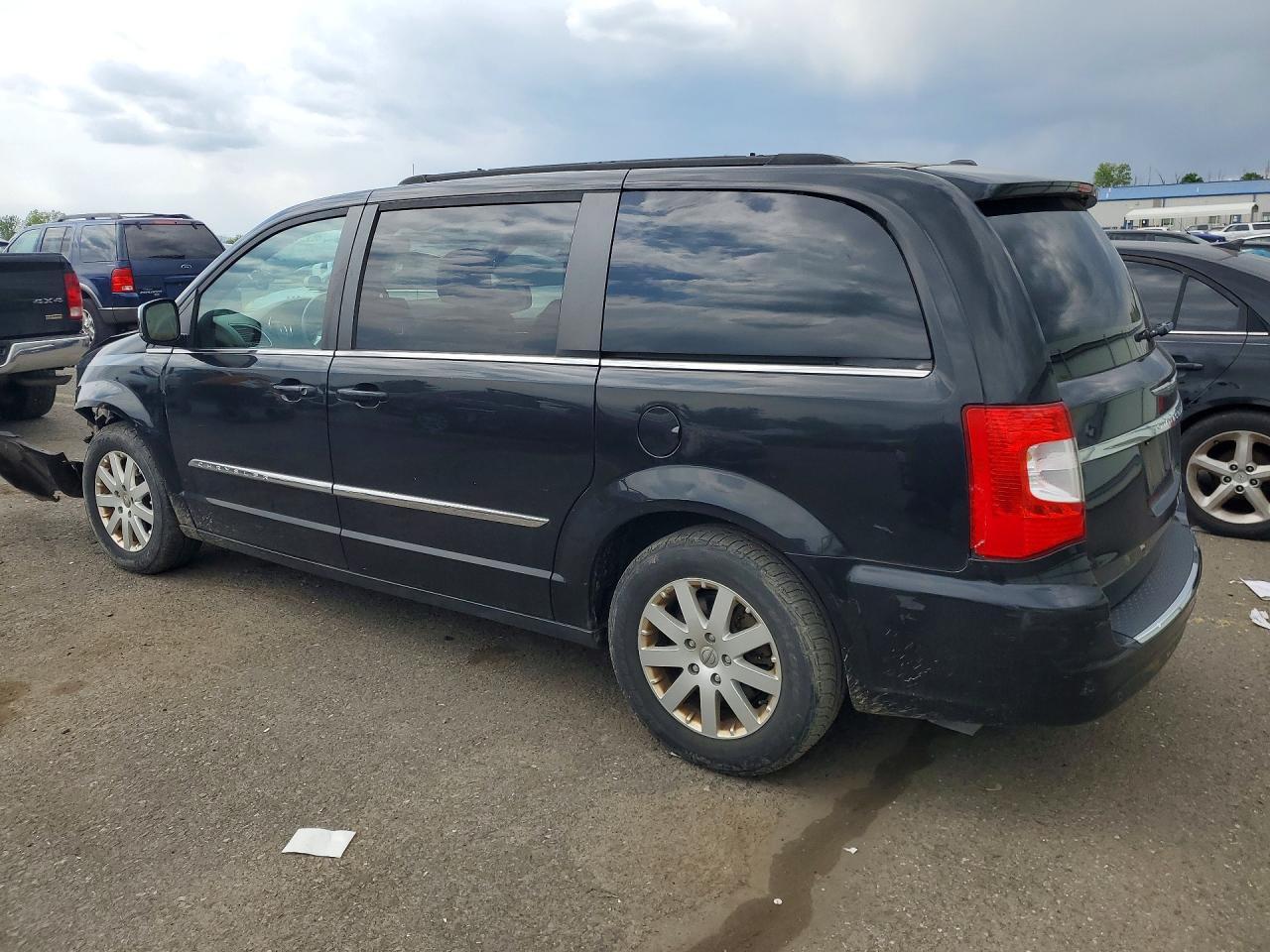 2012 CHRYSLER Town & Country