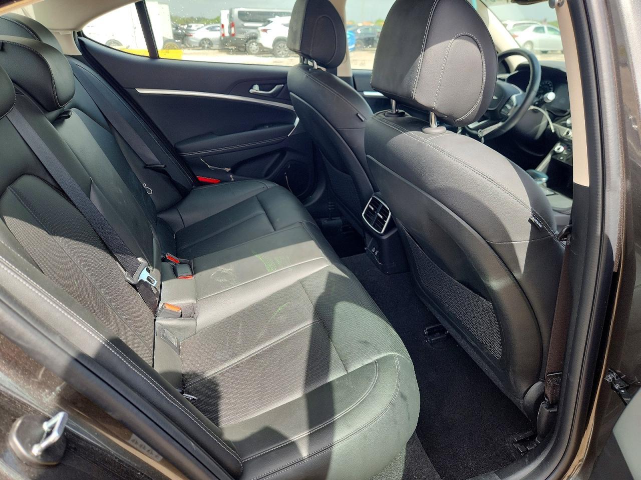 2025 GENESIS G70