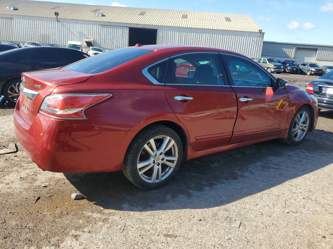 2015 NISSAN ALTIMA
