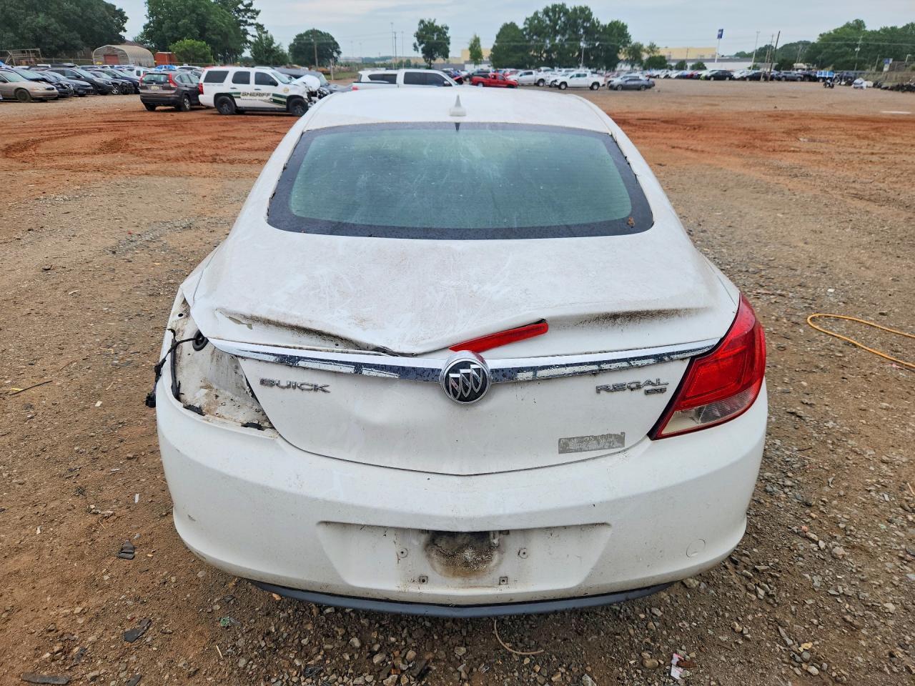 2011 BUICK Regal