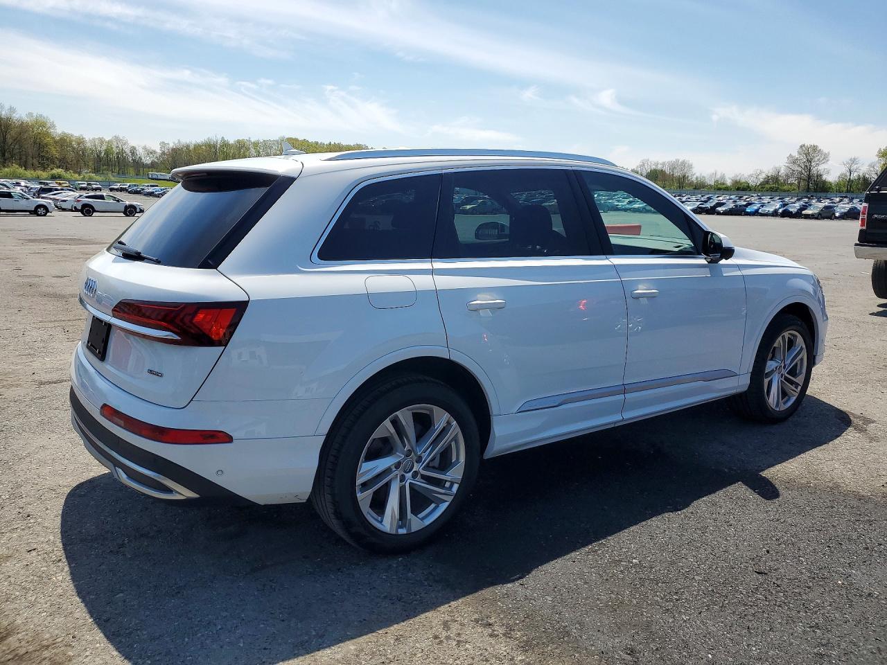 2021 AUDI Q7