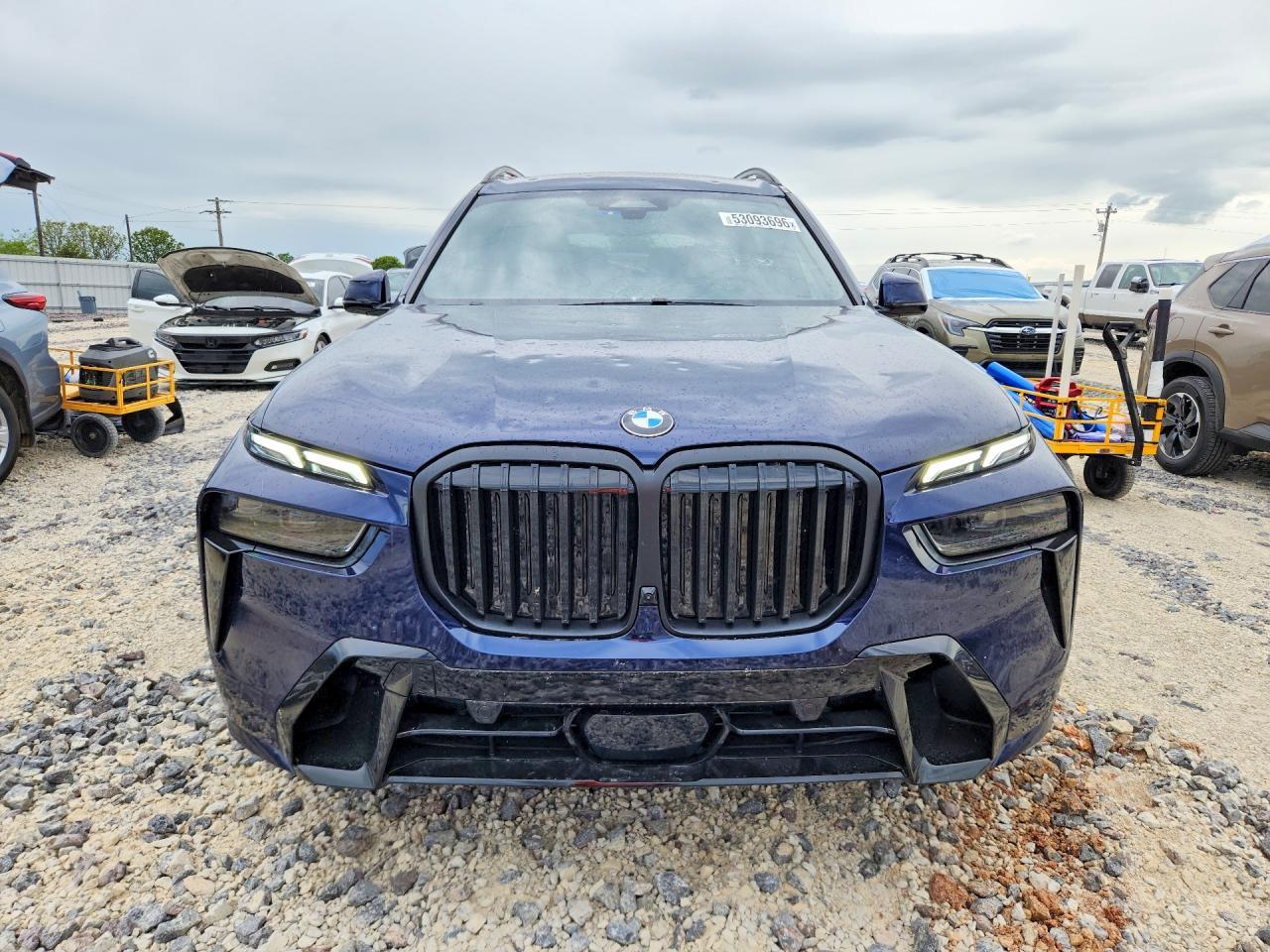 2026 BMW X7