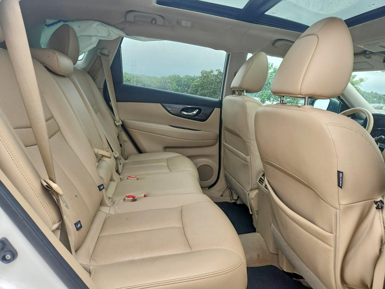 2015 NISSAN ROGUE
