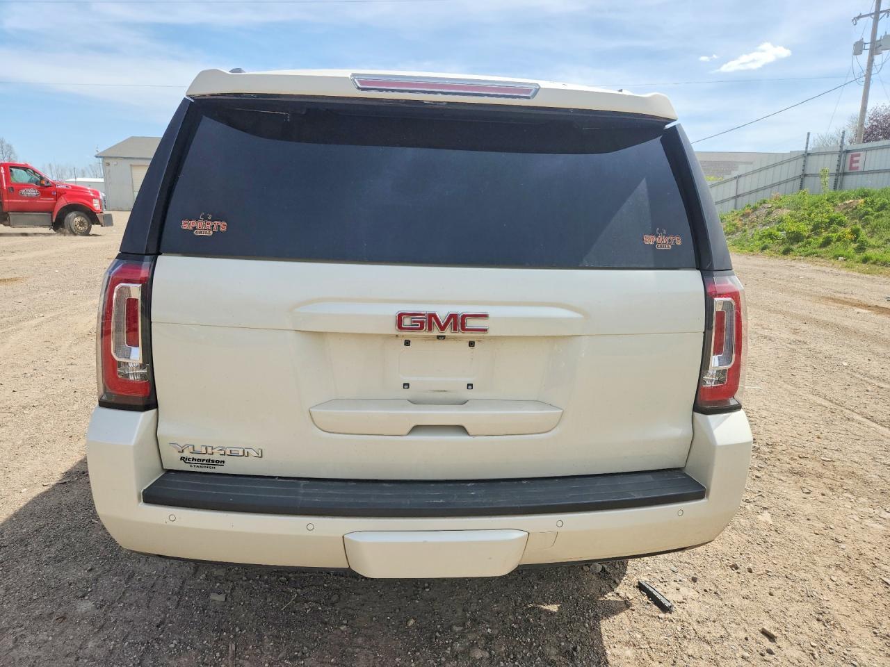 2015 GMC Yukon