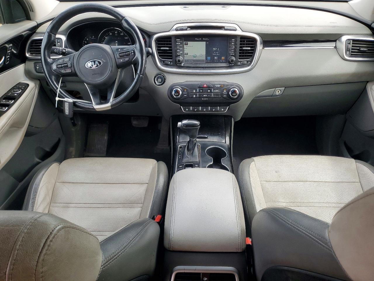 2017 KIA SORENTO