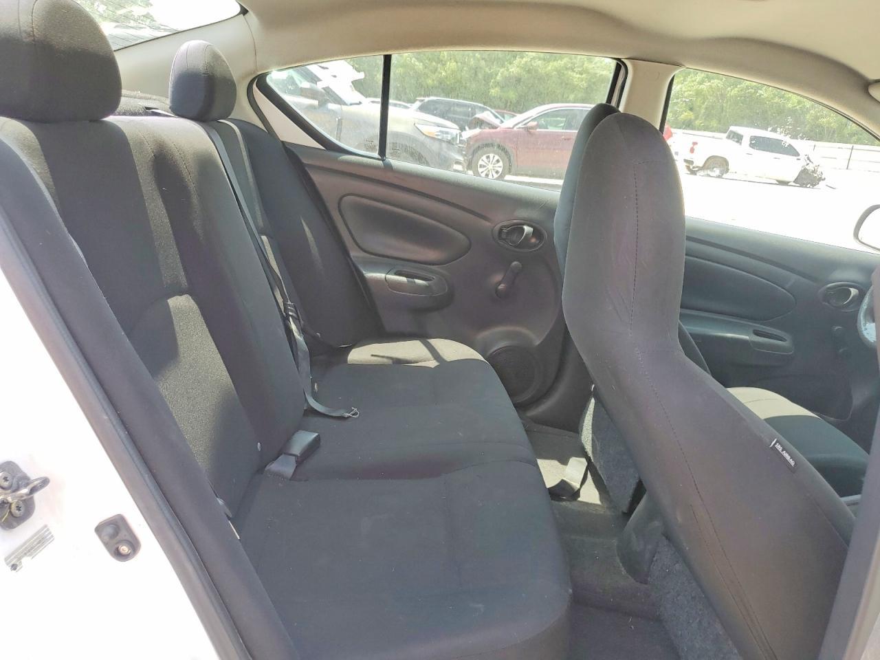 2014 NISSAN VERSA