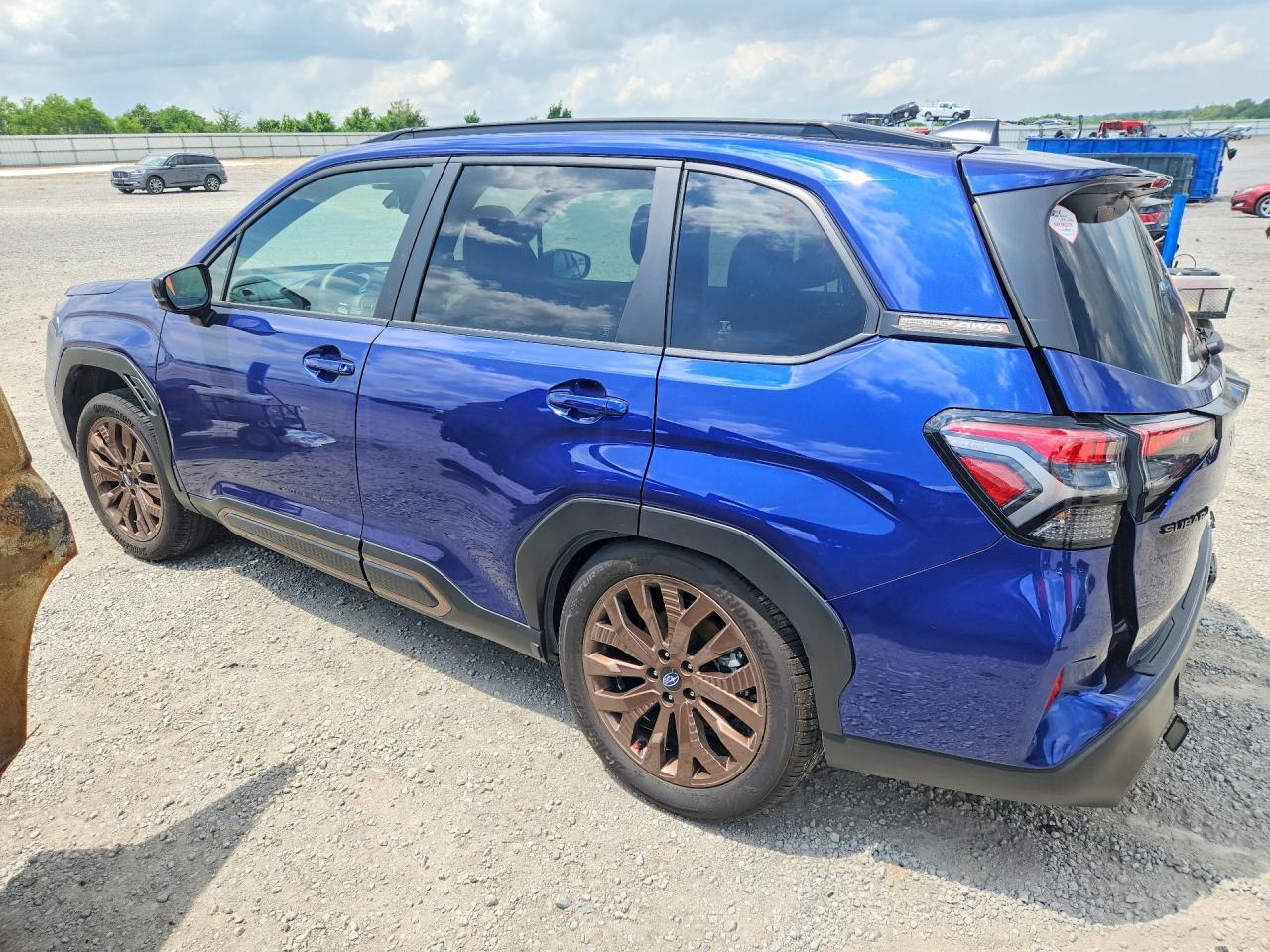 2025 SUBARU FORESTER