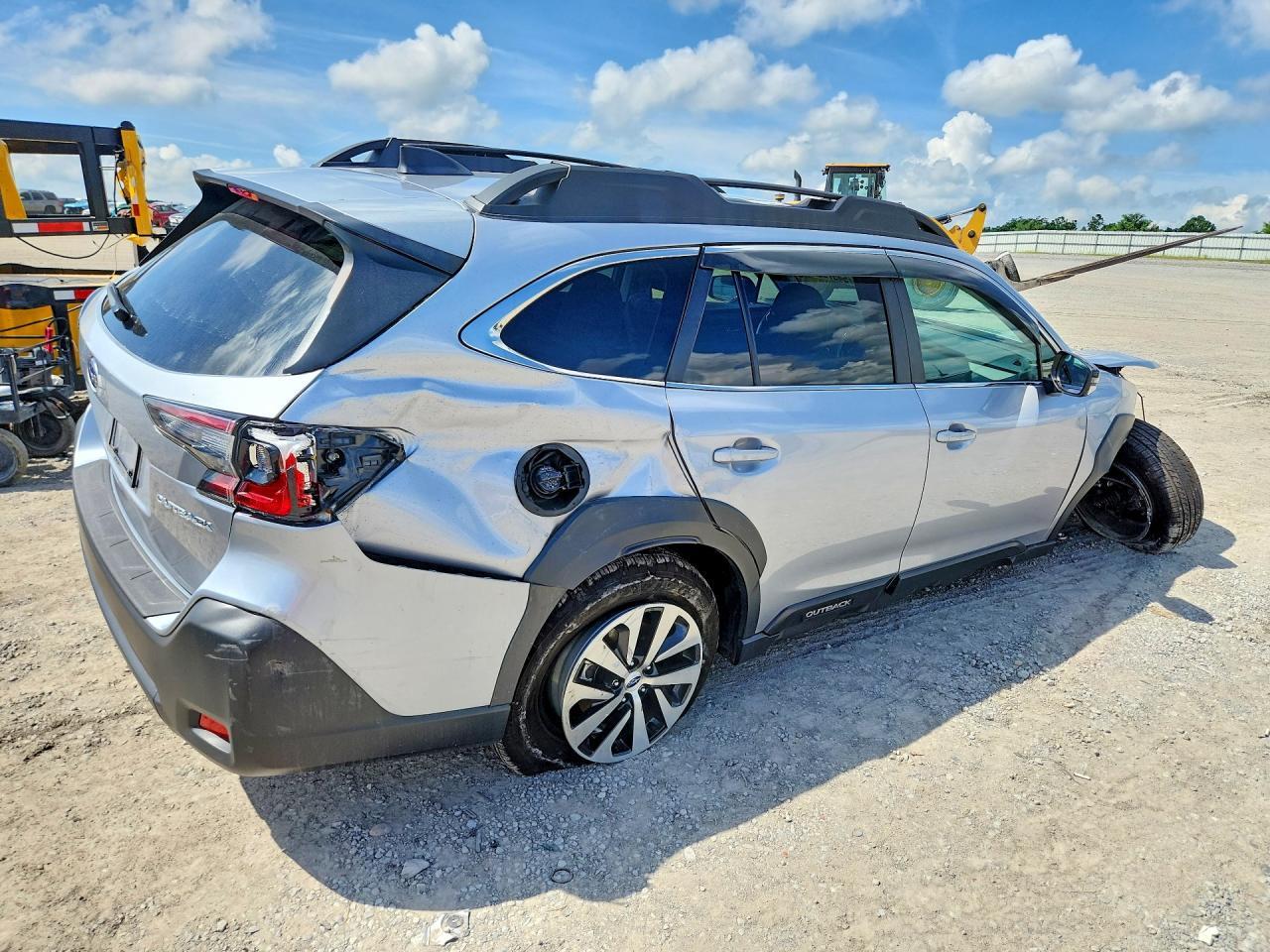2025 SUBARU Outback