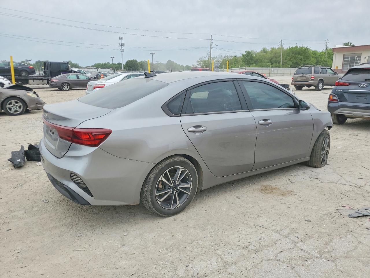 2022 KIA FORTE