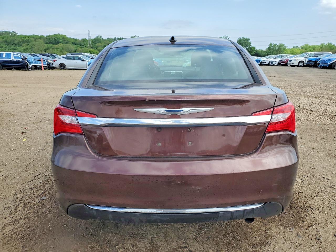 2013 CHRYSLER 200