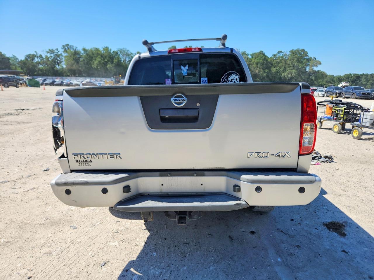 2016 NISSAN Frontier