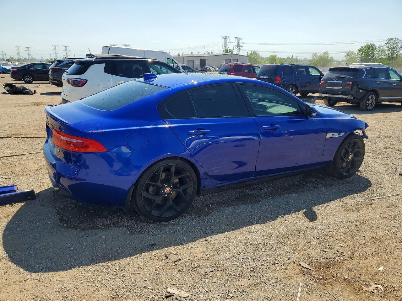 2017 JAGUAR XE