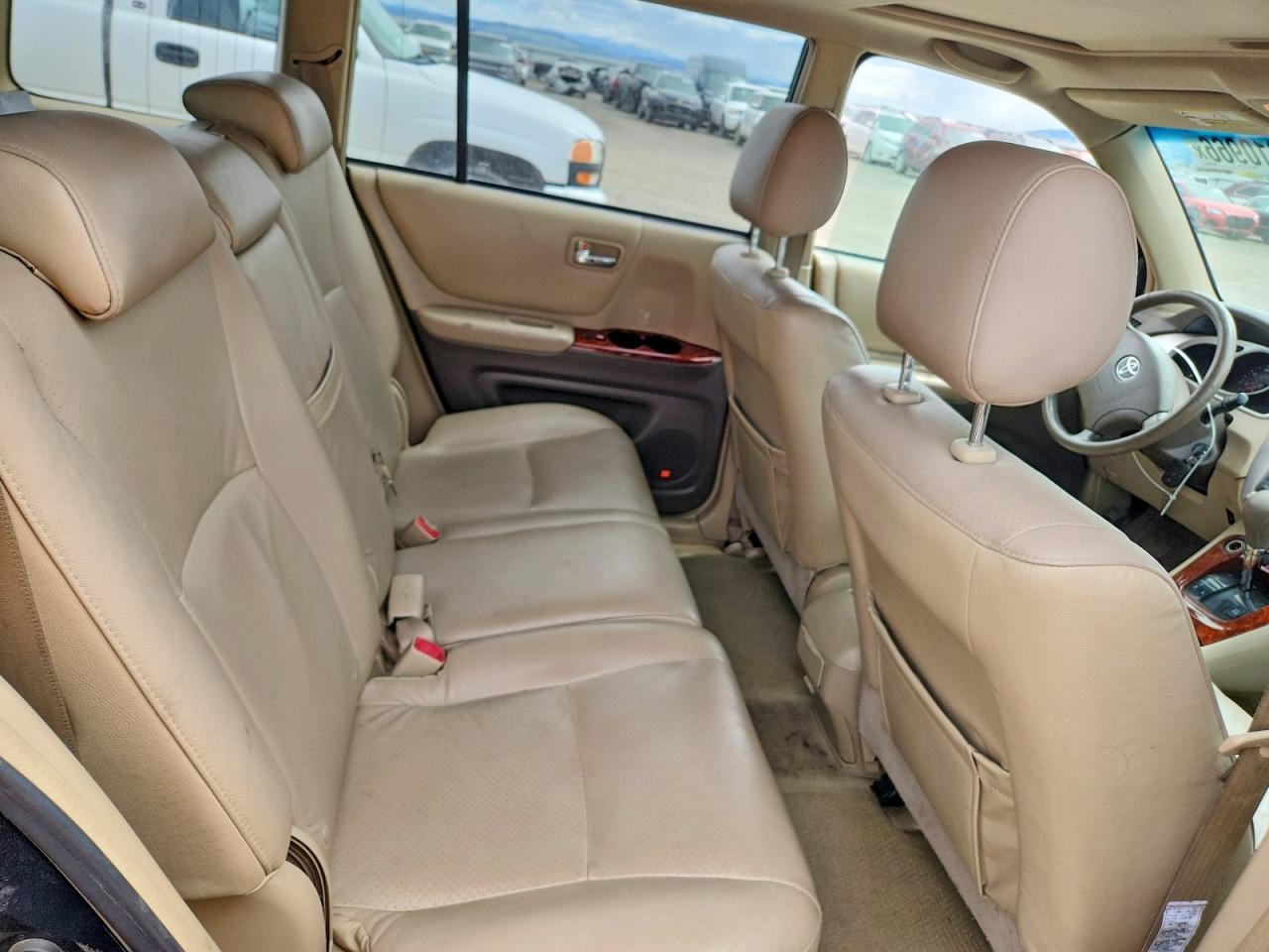 2005 TOYOTA HIGHLANDER