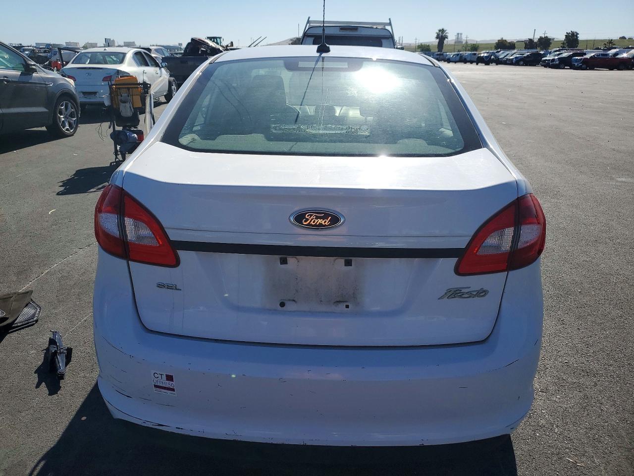 2012 FORD Fiesta