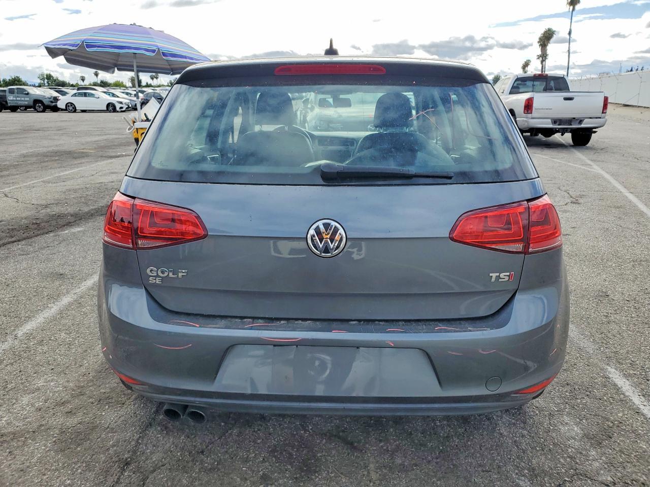 2016 VOLKSWAGEN GOLF