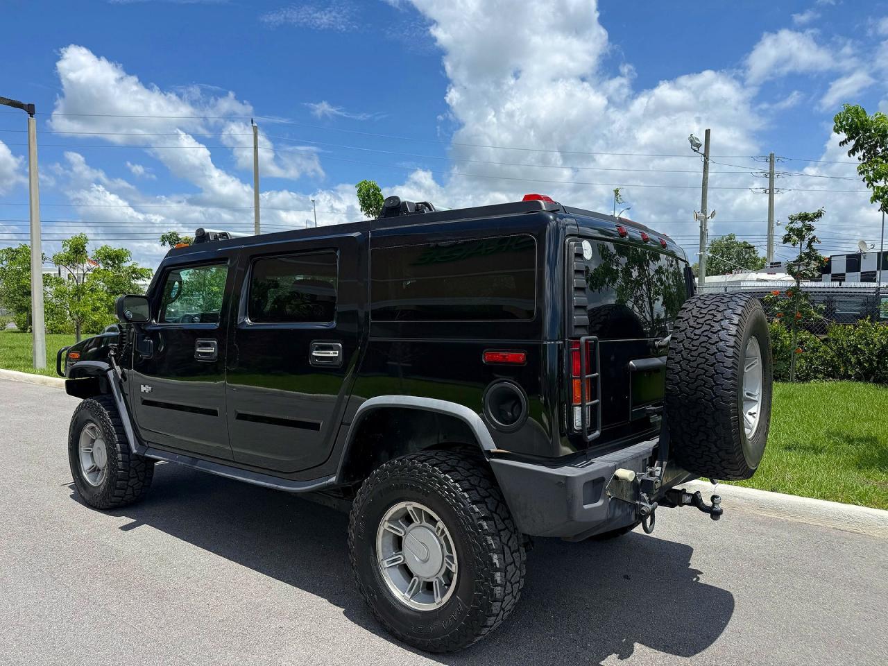 2003 HUMMER H2