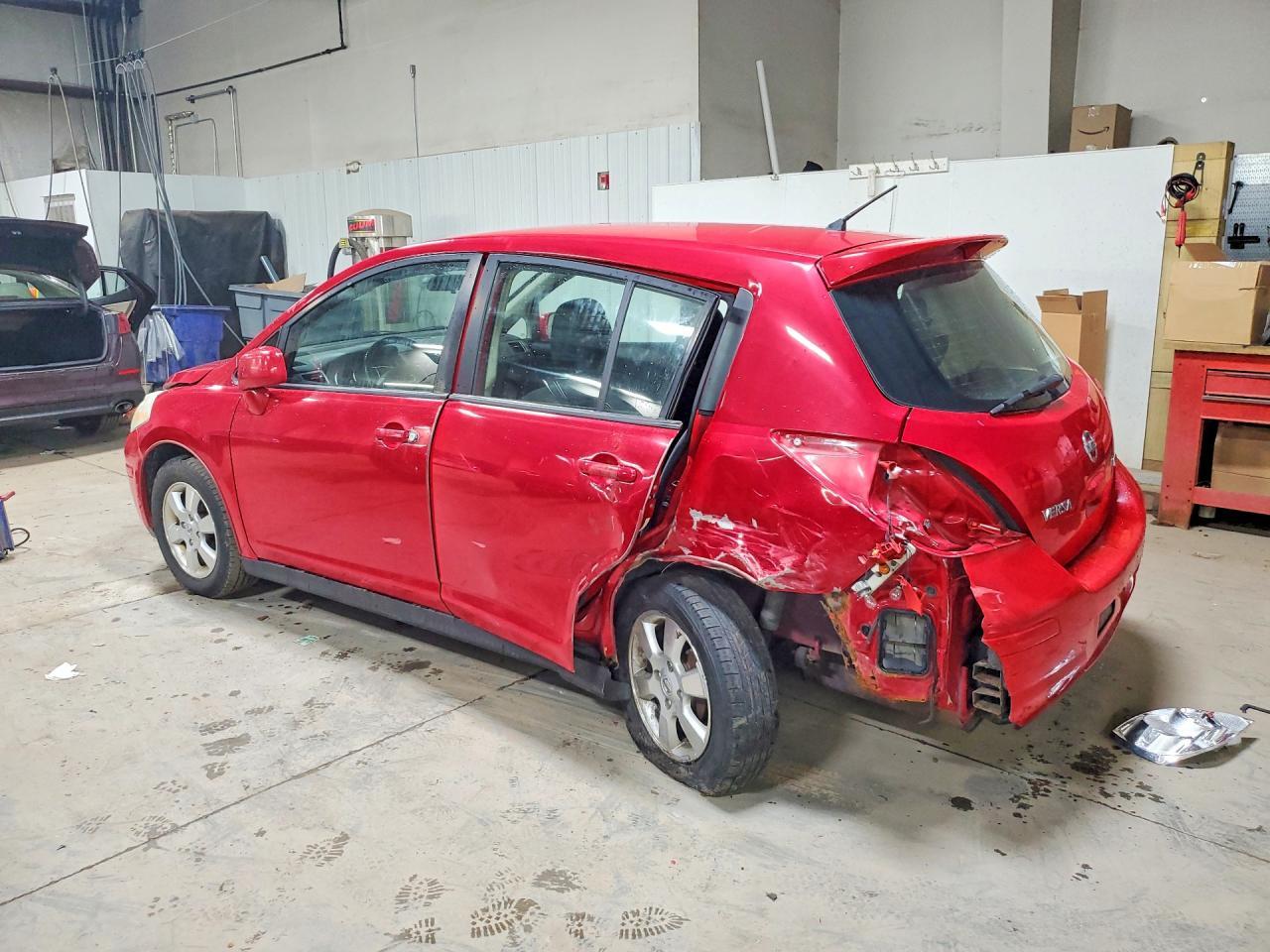 2012 NISSAN VERSA