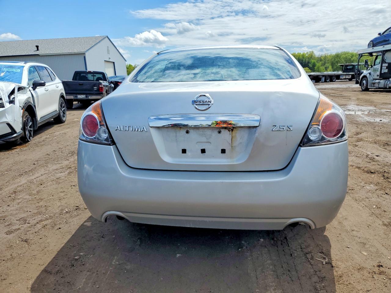 2012 NISSAN ALTIMA