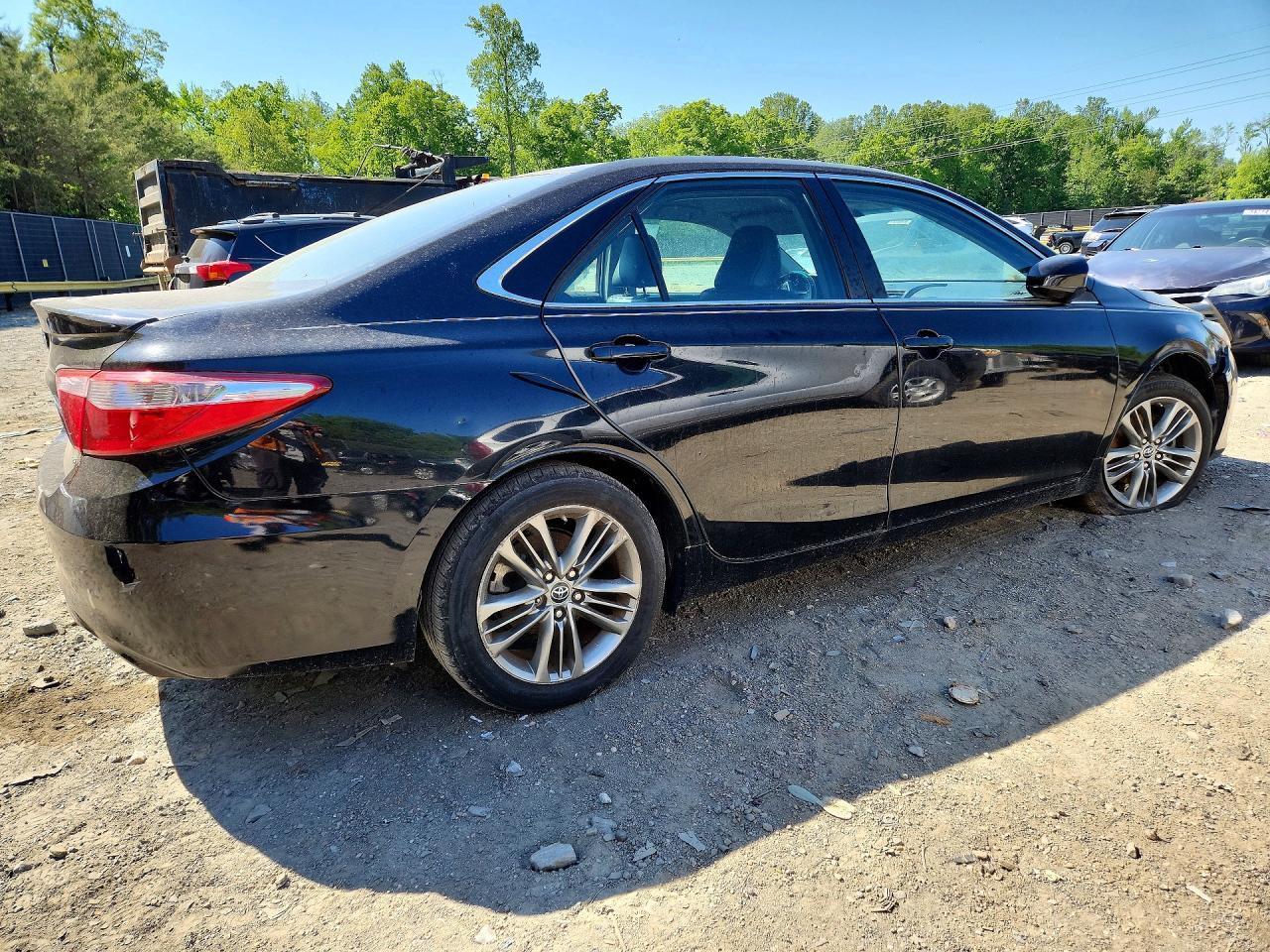 2015 TOYOTA CAMRY