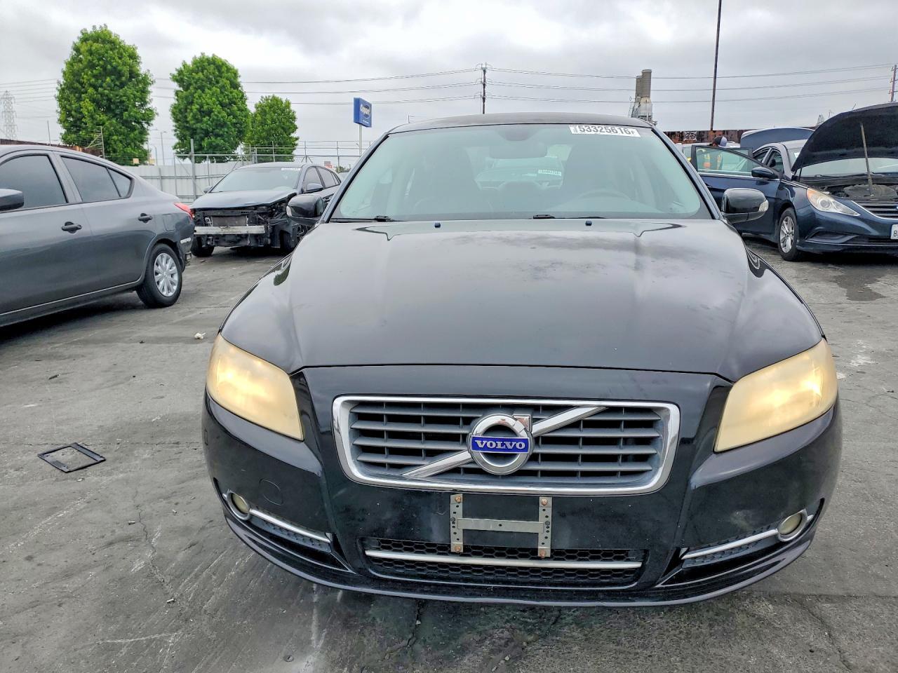 2010 VOLVO S80