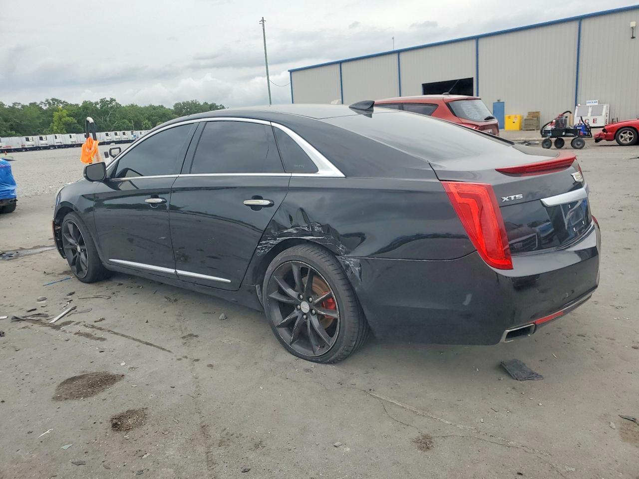 2016 CADILLAC XTS