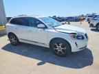 2015 VOLVO XC60