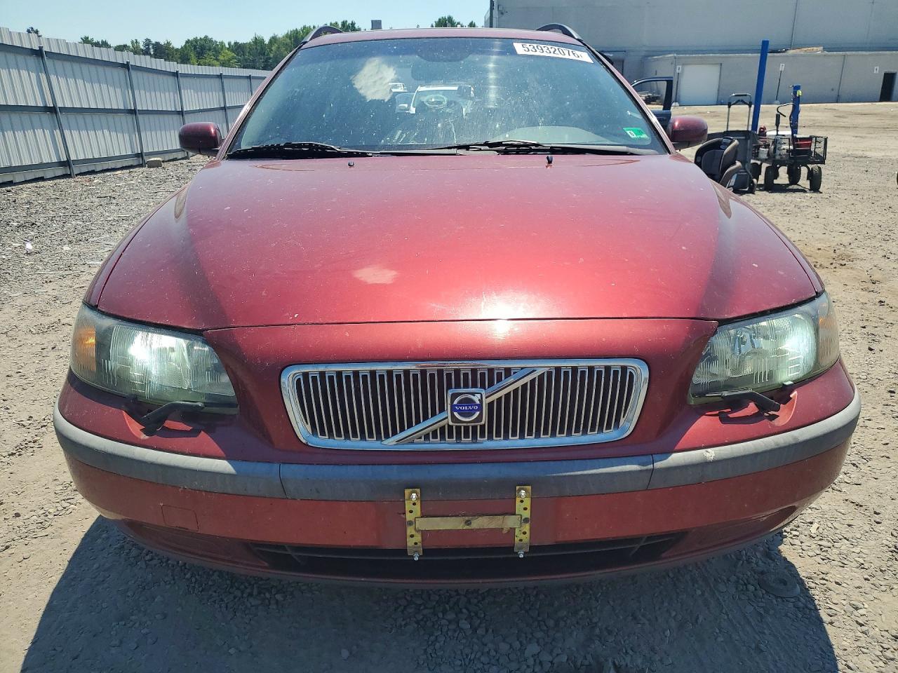 2004 VOLVO V70