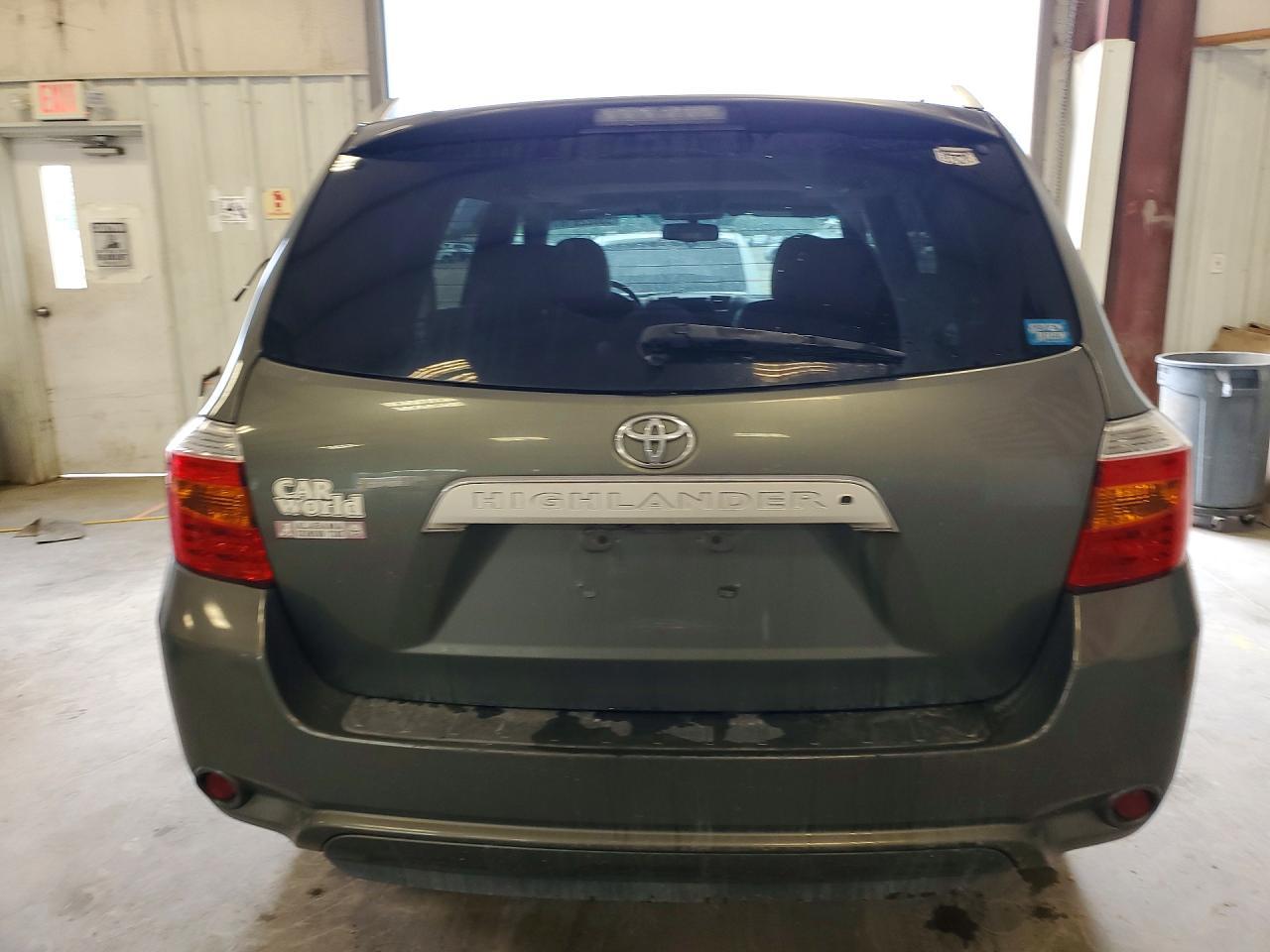 2010 TOYOTA HIGHLANDER