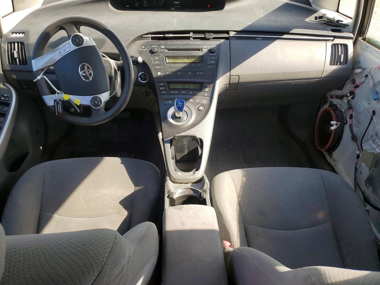 2010 TOYOTA PRIUS