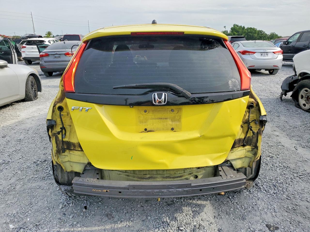 2015 HONDA FIT