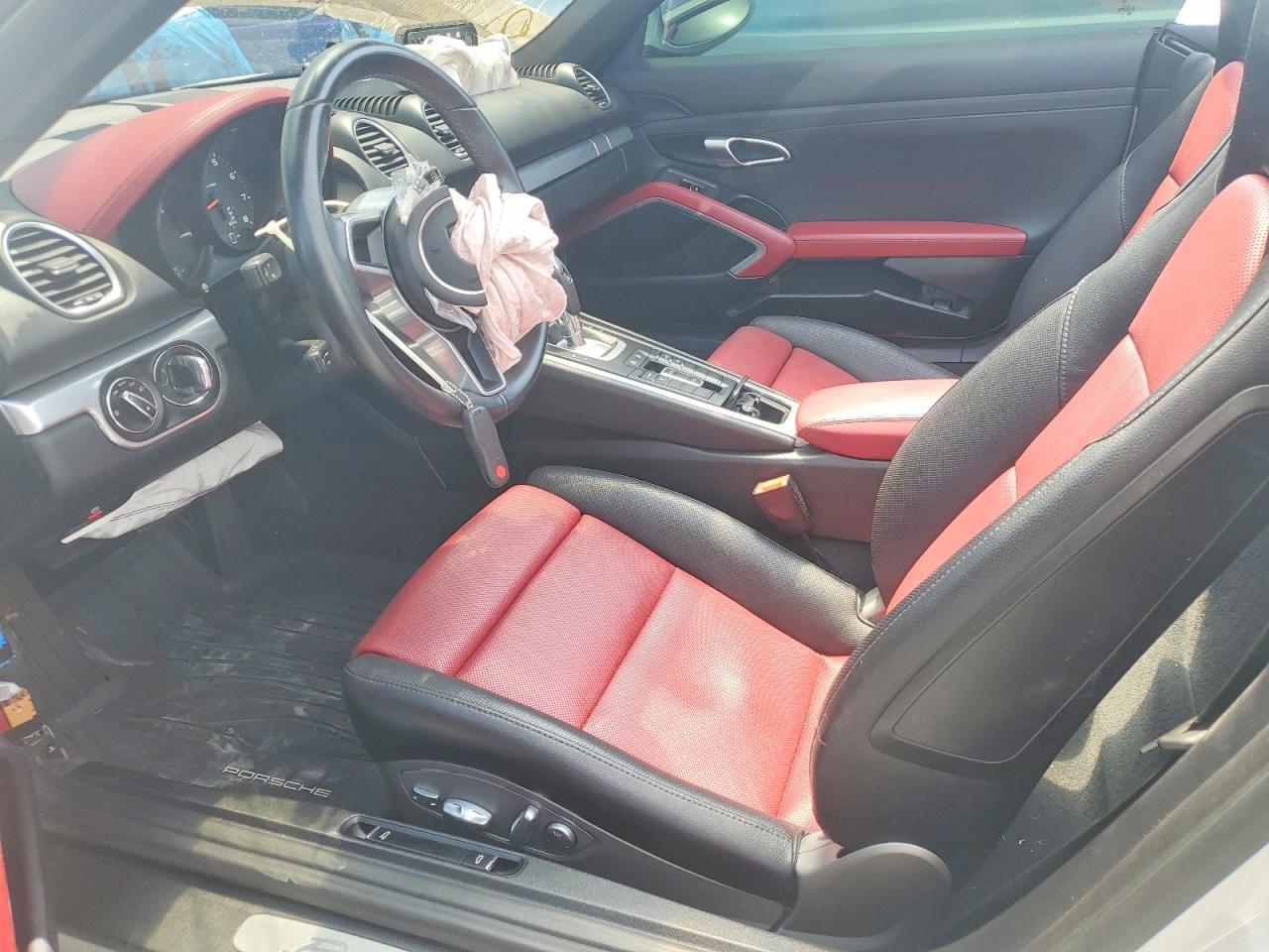 2017 PORSCHE Boxster