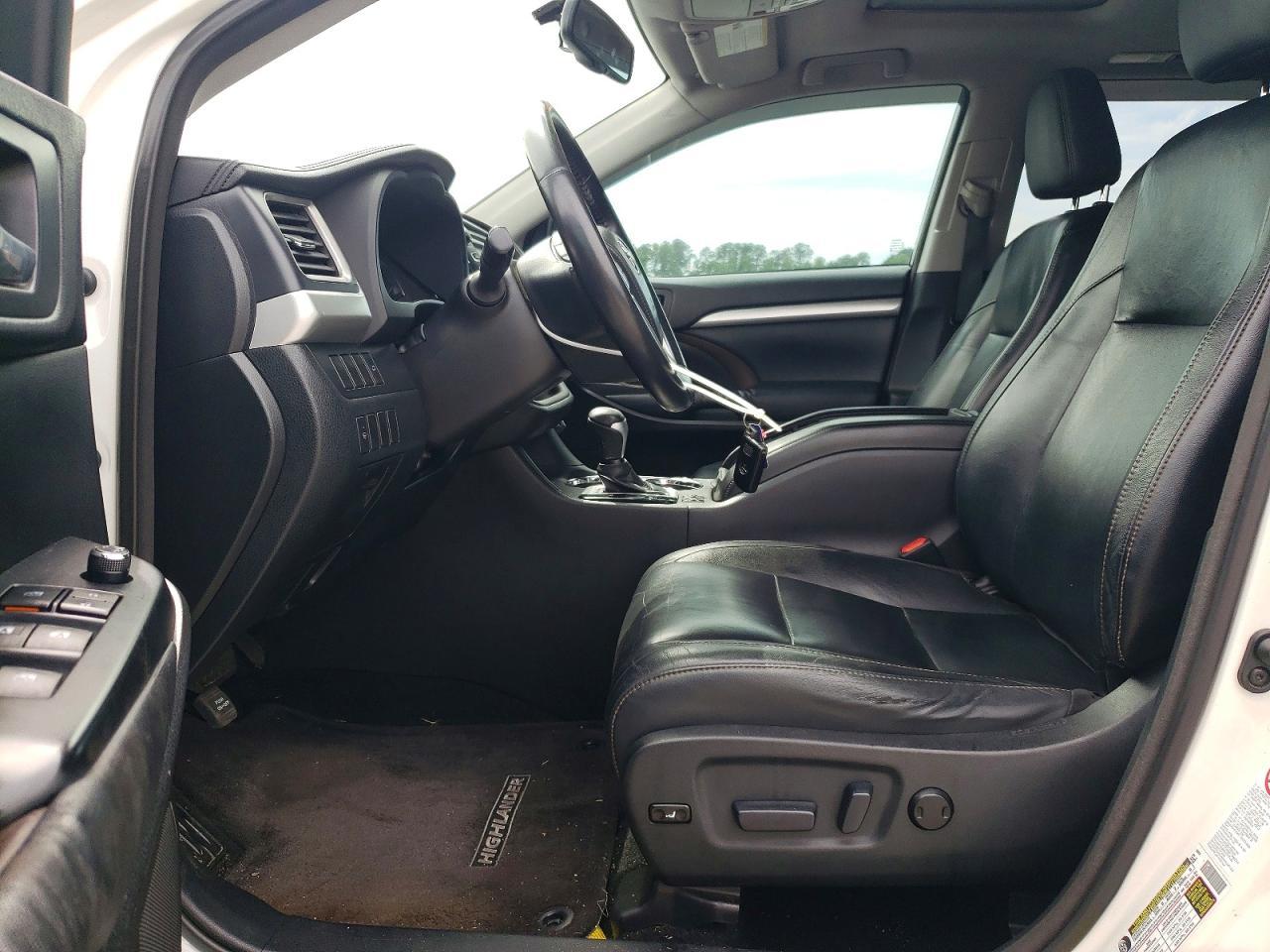 2014 TOYOTA HIGHLANDER
