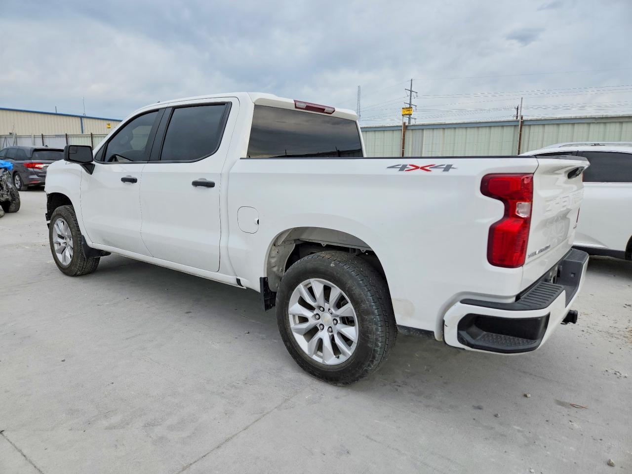 2022 CHEVROLET Silverado