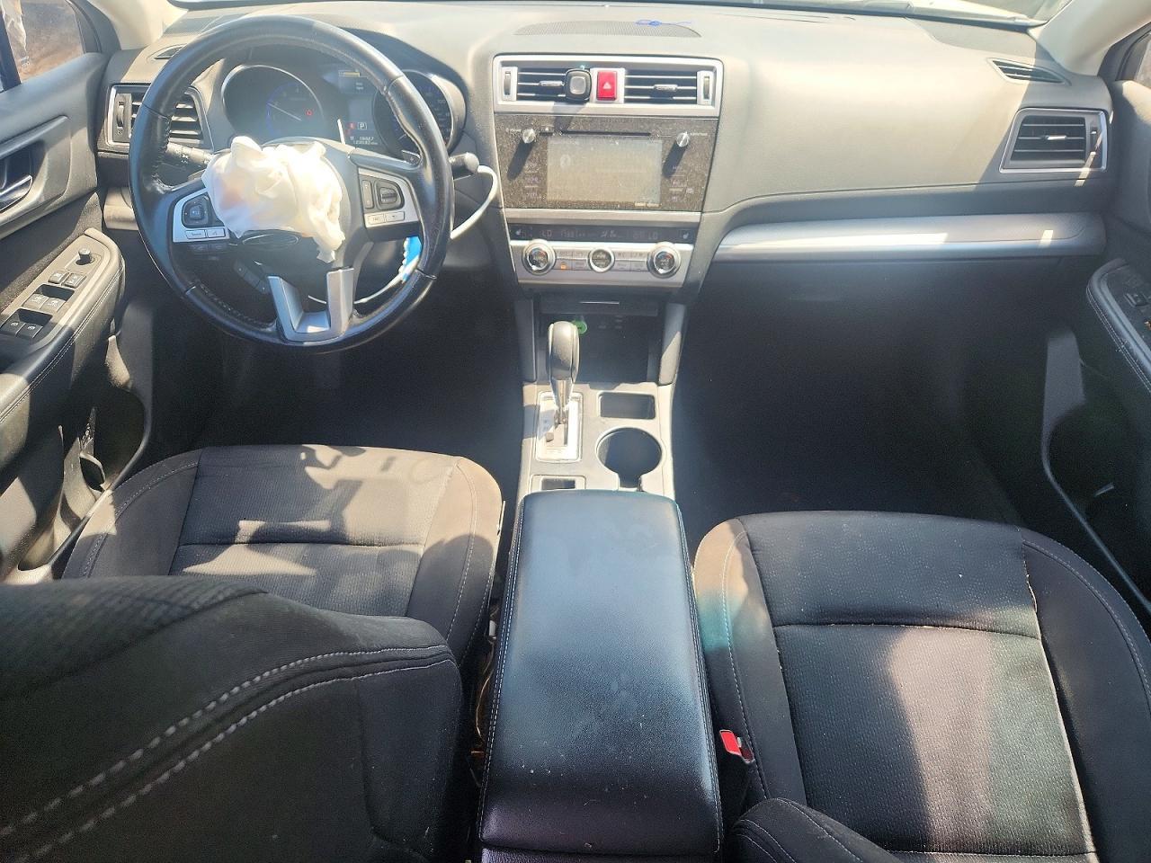 2016 SUBARU Legacy