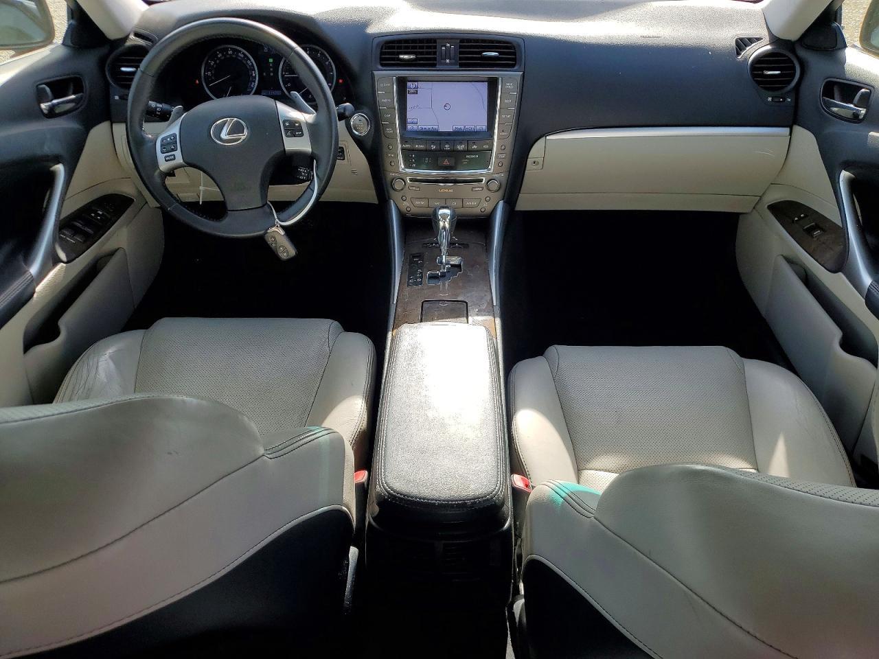 2011 LEXUS IS 250