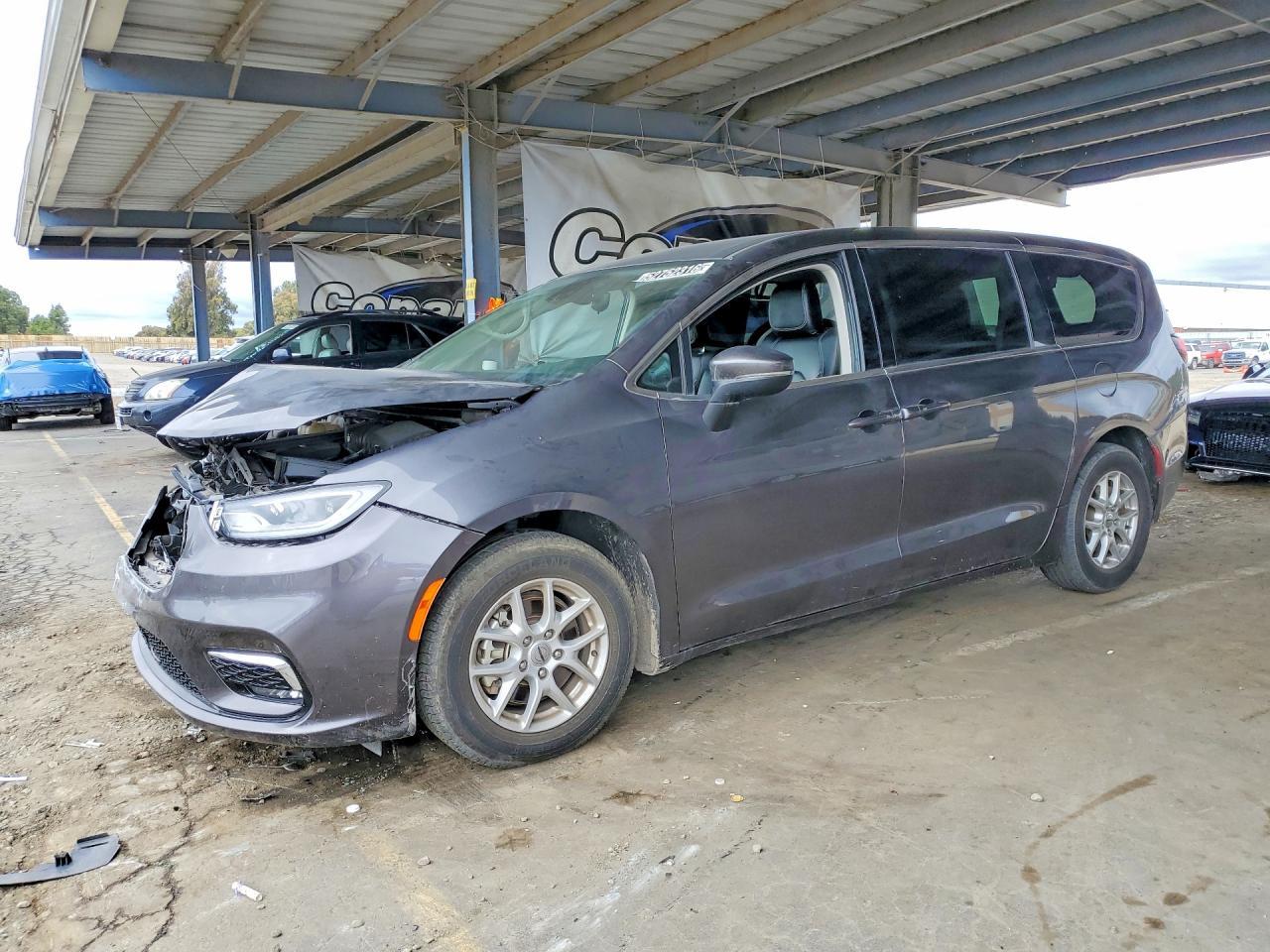2023 CHRYSLER Pacifica