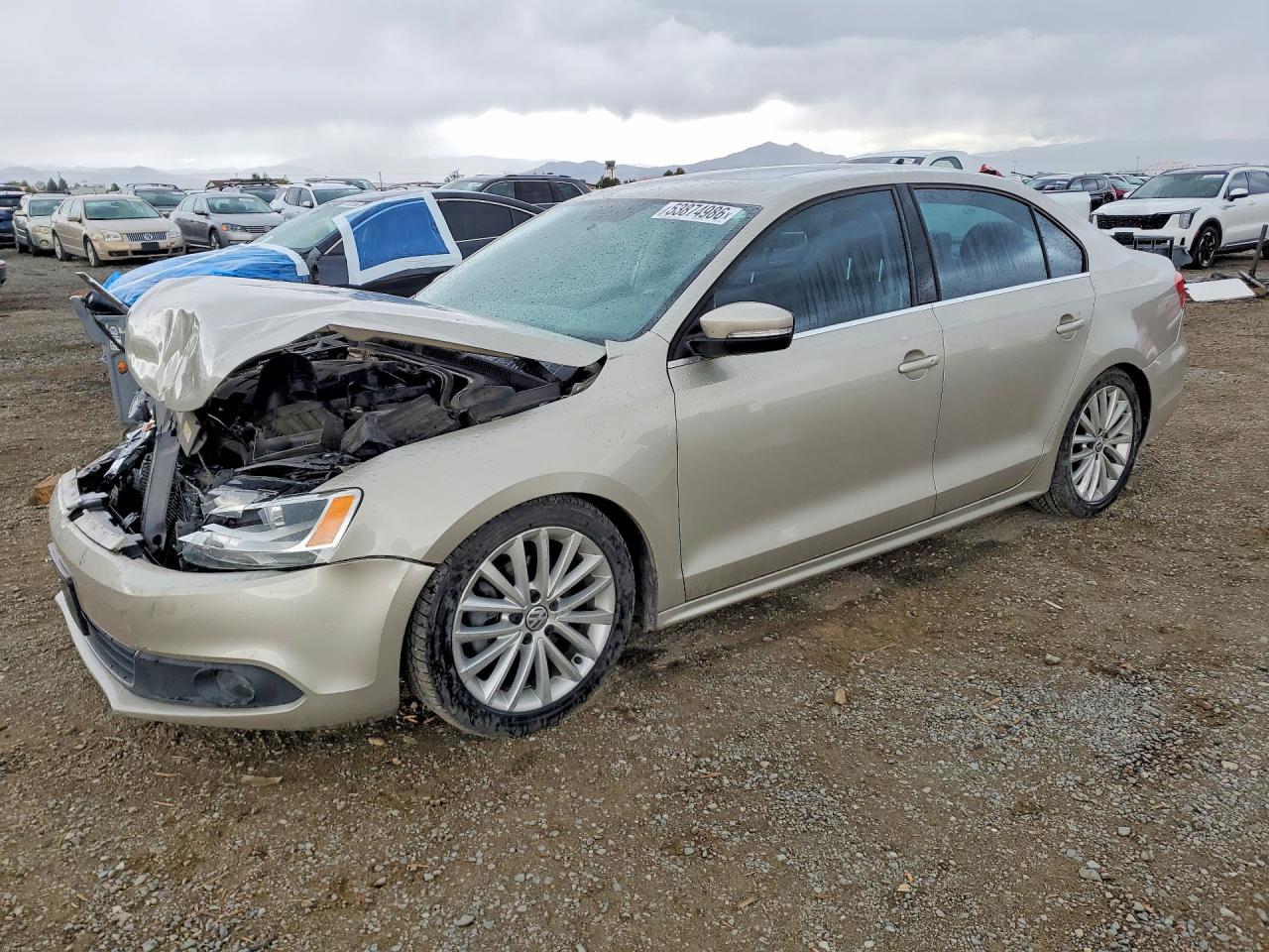 2013 VOLKSWAGEN JETTA