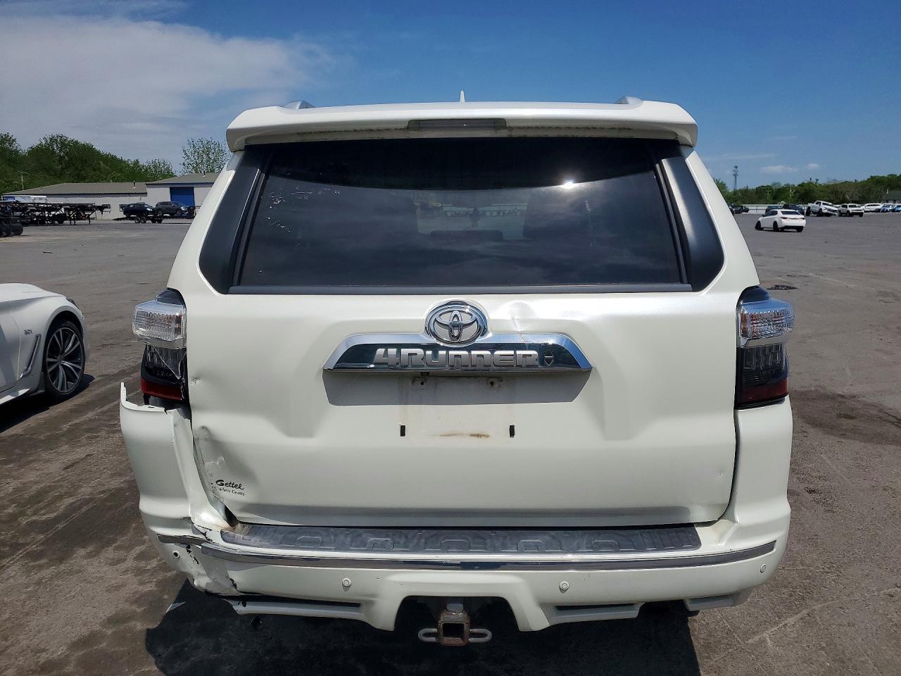 2016 TOYOTA 4Runner