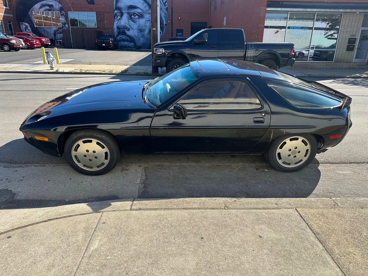 1982 PORSCHE 928