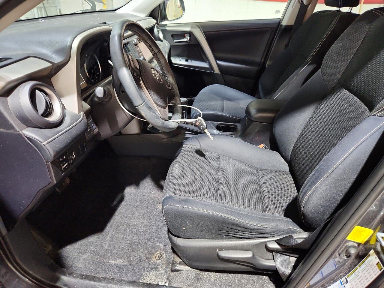 2016 TOYOTA RAV4