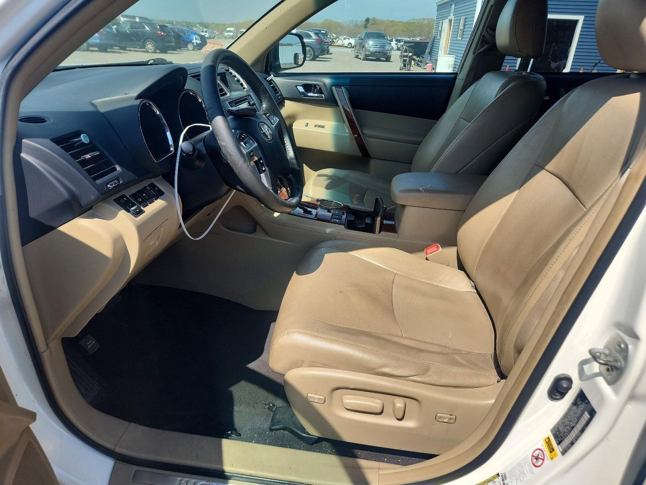2013 TOYOTA HIGHLANDER