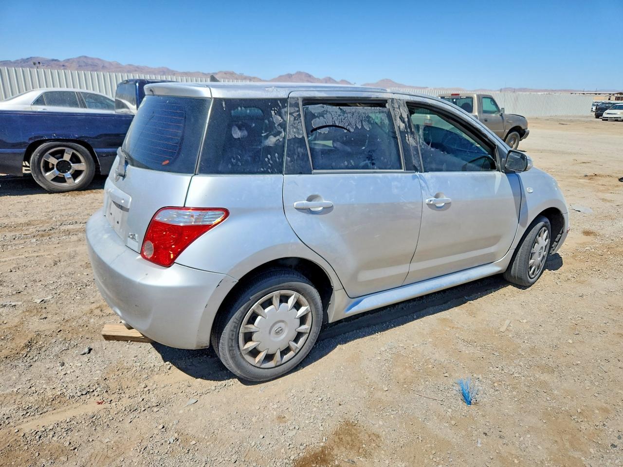 2006 TOYOTA SCION