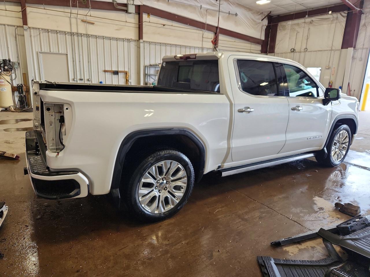 2020 GMC Sierra