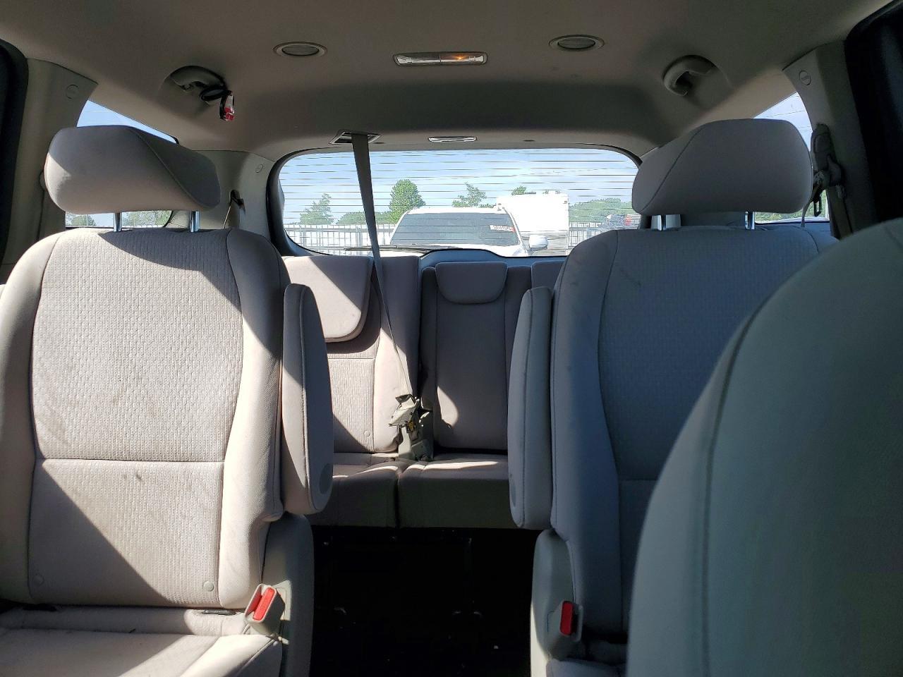 2017 KIA SEDONA