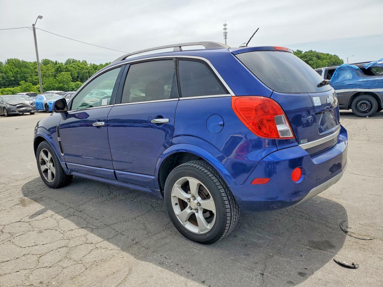 2013 CHEVROLET Captiva