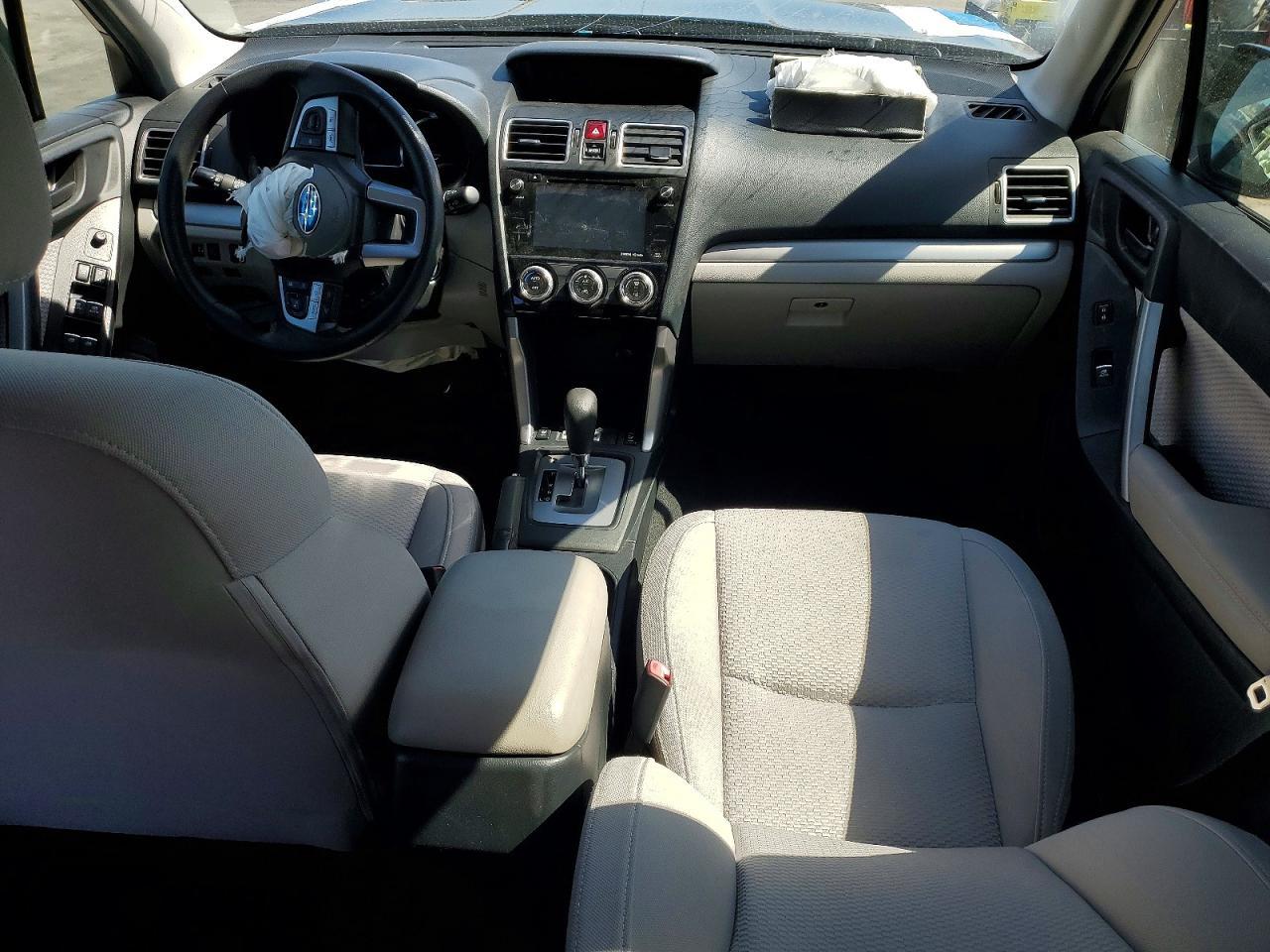 2017 SUBARU FORESTER