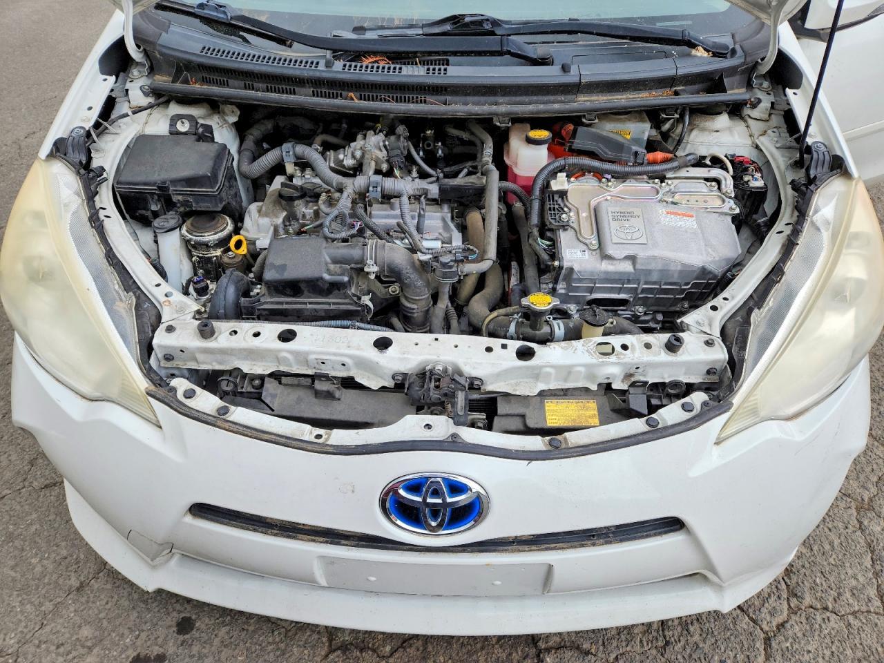 2013 TOYOTA Prius c