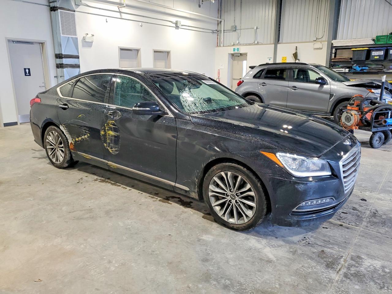 2016 HYUNDAI GENESIS