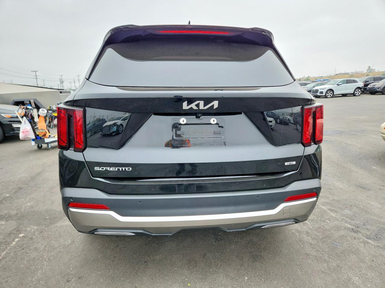 2025 KIA SORENTO